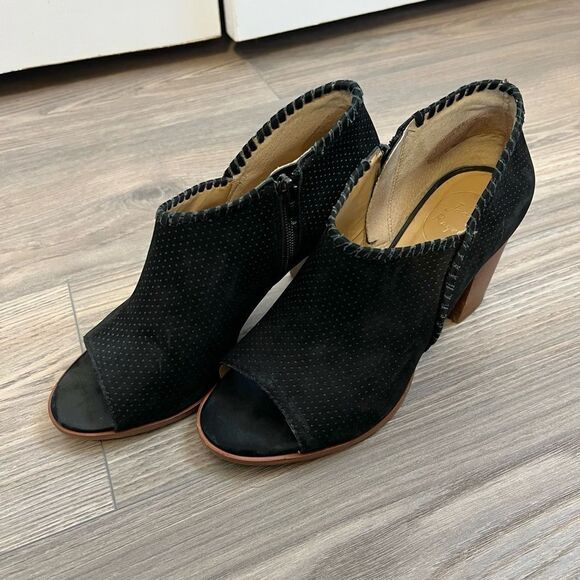 Jack Rogers Maya Heeled Open Toe Booties - Picture 3 of 10